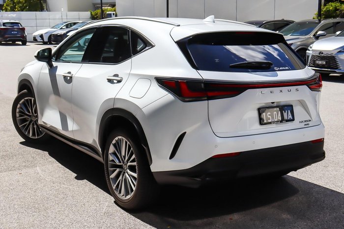 2026 Lexus NX 350h Sports Luxury