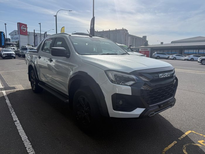 2025 Isuzu D-MAX X-TERRAIN