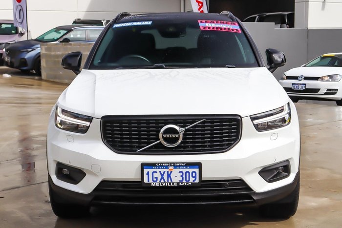2019 Volvo XC40 T5 R-Design
