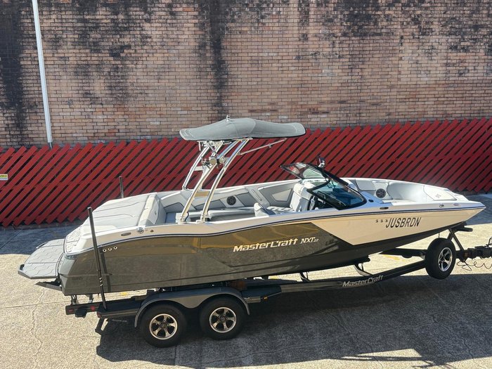 2017 MasterCraft NXT22