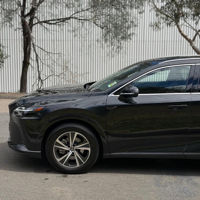 2026 Lexus RX 450h+ Luxury