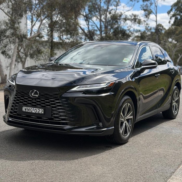 2026 Lexus RX 450h+ Luxury