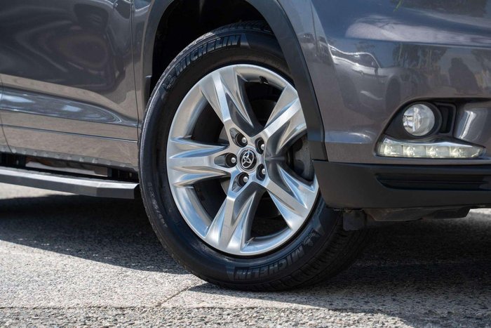 2017 Toyota Kluger
