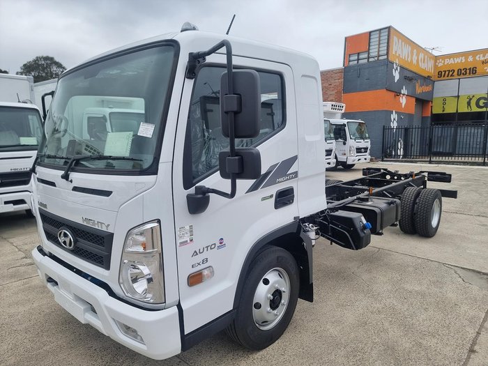2026 Hyundai Mighty EX8