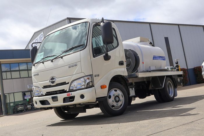 2025 Hino 300 Series