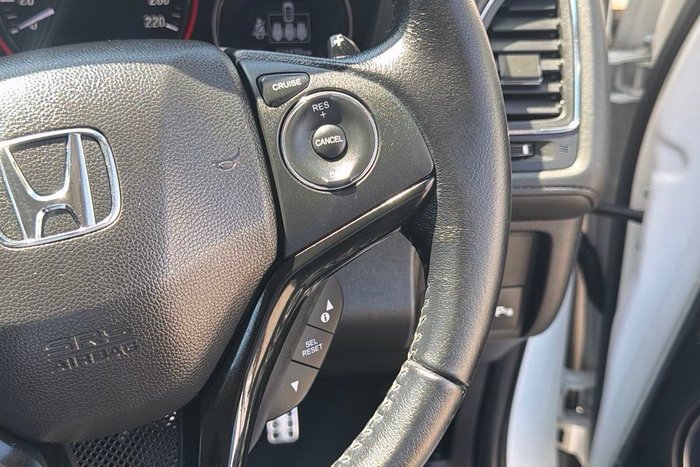 2017 Honda HR-V VTi-L