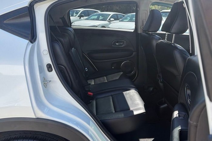 2017 Honda HR-V VTi-L