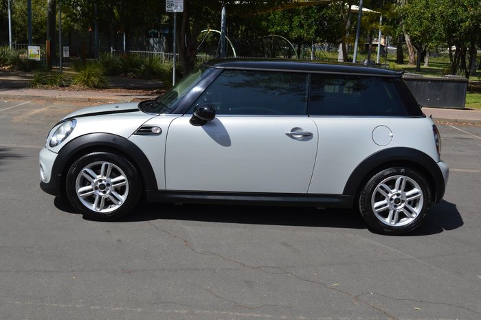 2011 MINI Hatch Cooper