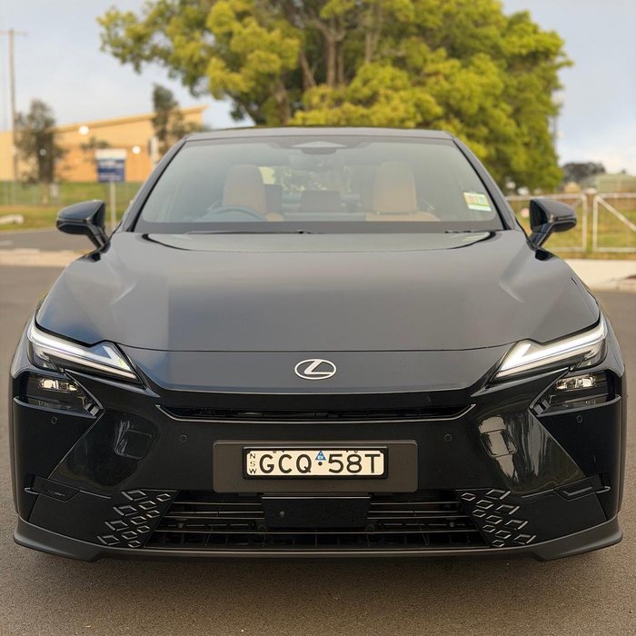2026 Lexus ES 300h Luxury