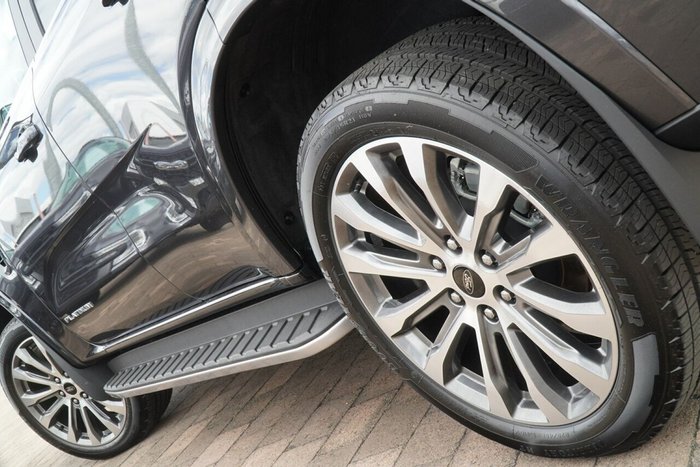 2025 Ford Everest Platinum