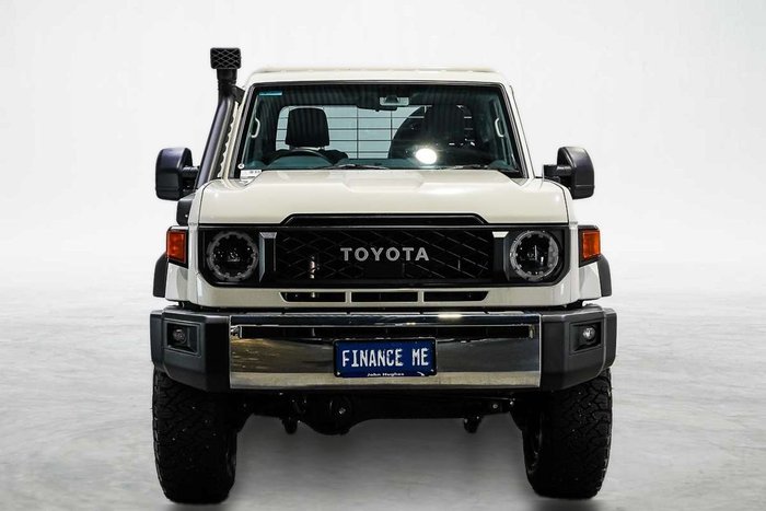 2024 Toyota Landcruiser GXL