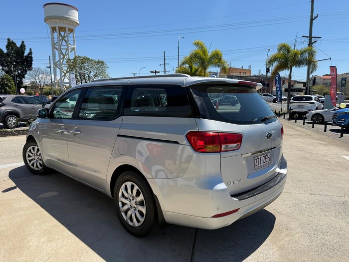 2017 Kia Carnival S