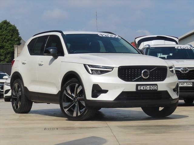 2022 Volvo XC40