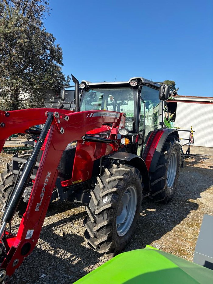 2026 Massey Ferguson 4709 4Wd Cab Es