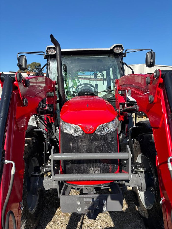 2026 Massey Ferguson 4709 4Wd Cab Es