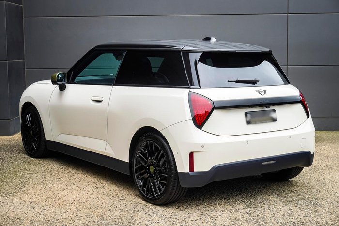 2026 MINI Cooper SE Paul Smith Edition