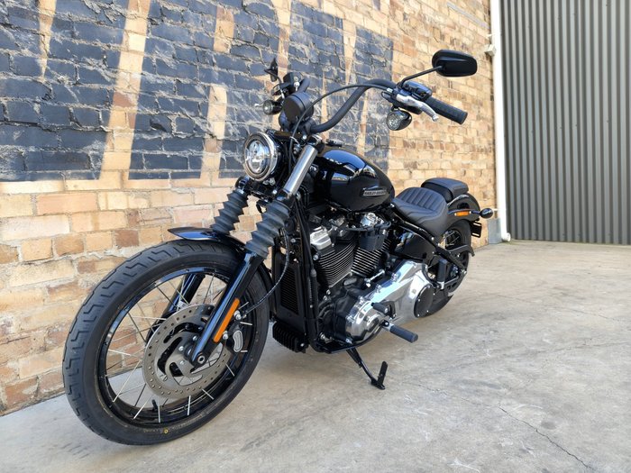 2026 HARLEY-DAVIDSON STREET BOB 117 (FXBB) ROAD BLACK