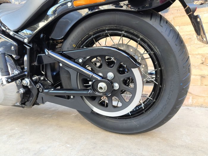 2026 HARLEY-DAVIDSON STREET BOB 117 (FXBB) ROAD BLACK