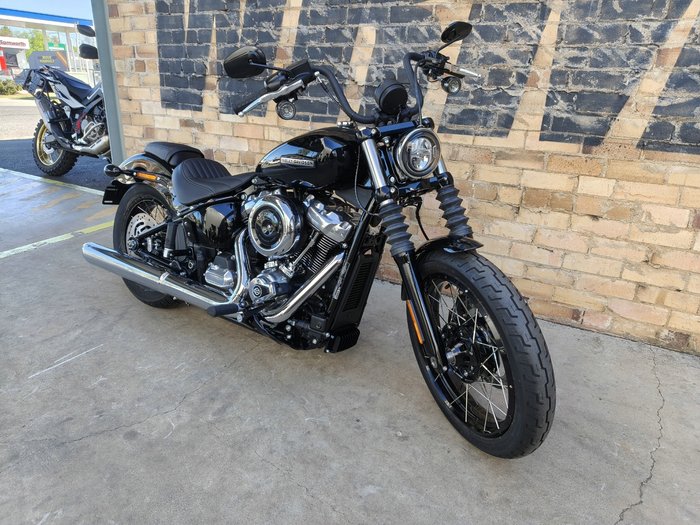 2026 HARLEY-DAVIDSON STREET BOB 117 (FXBB) ROAD BLACK