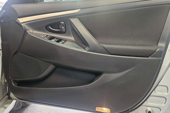2011 Toyota Aurion