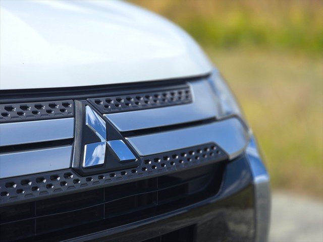 2019 Mitsubishi Outlander ES