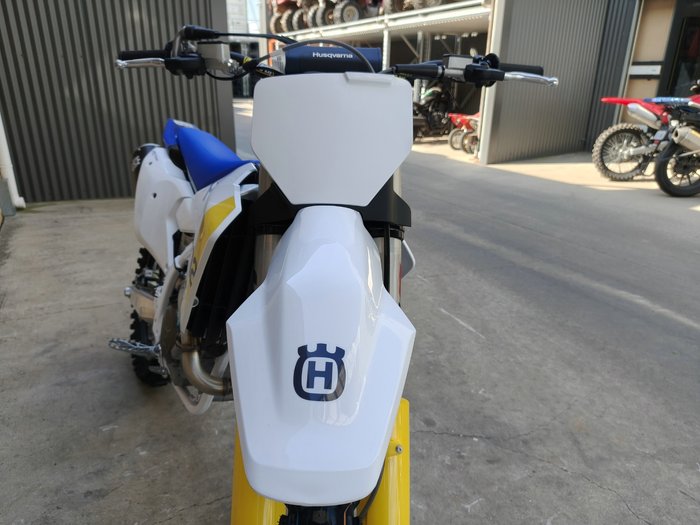 2026 HUSQVARNA FC 250 MOTOCROSS WHITE