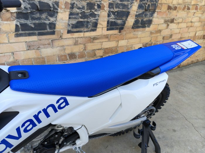 2026 HUSQVARNA FC 250 MOTOCROSS WHITE
