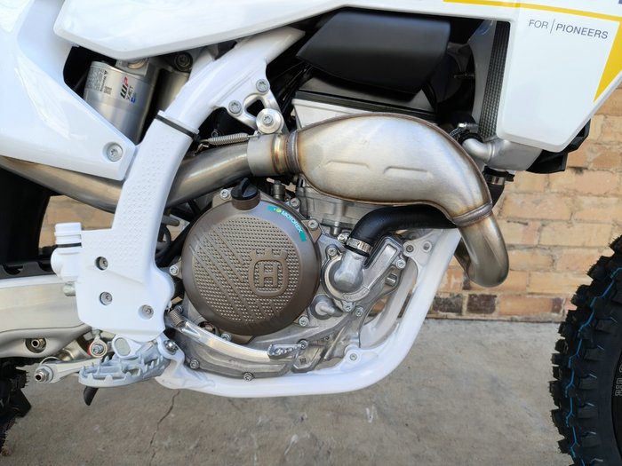 2026 HUSQVARNA FC 250 MOTOCROSS WHITE