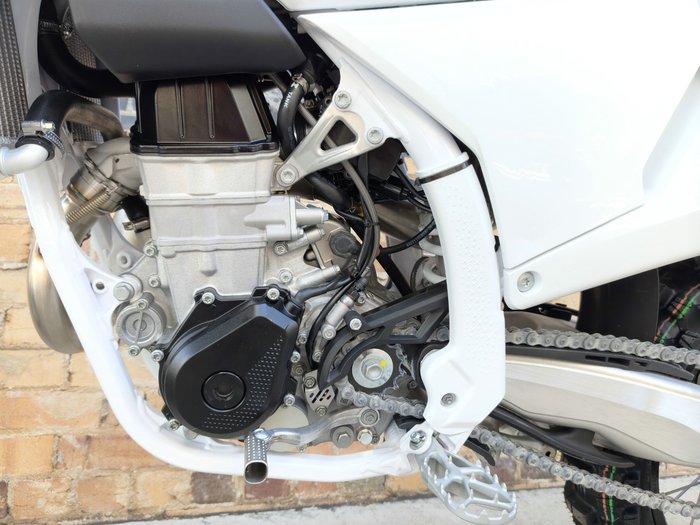 2026 HUSQVARNA FC 450 MOTOCROSS WHITE