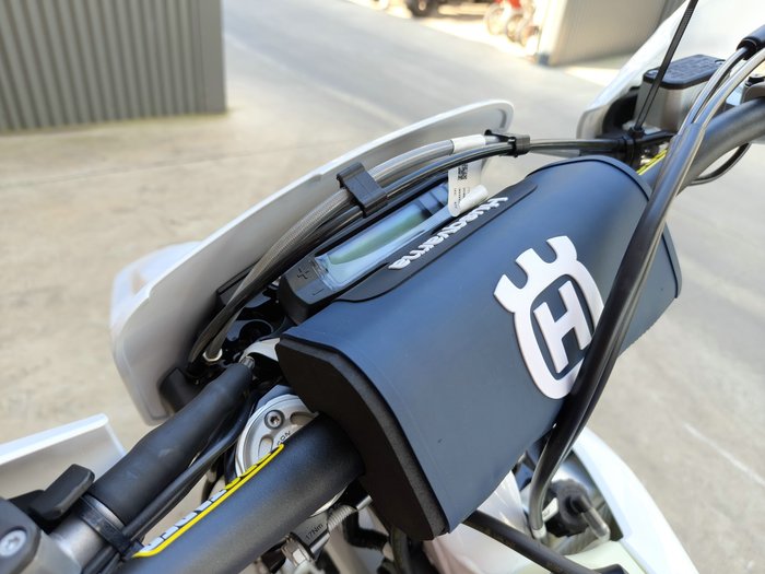 2027 HUSQVARNA FE 450 ENDURO WHITE