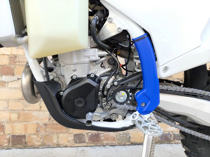 2027 HUSQVARNA FE 450 ENDURO WHITE