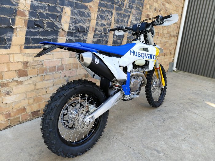 2027 HUSQVARNA FE 450 ENDURO WHITE