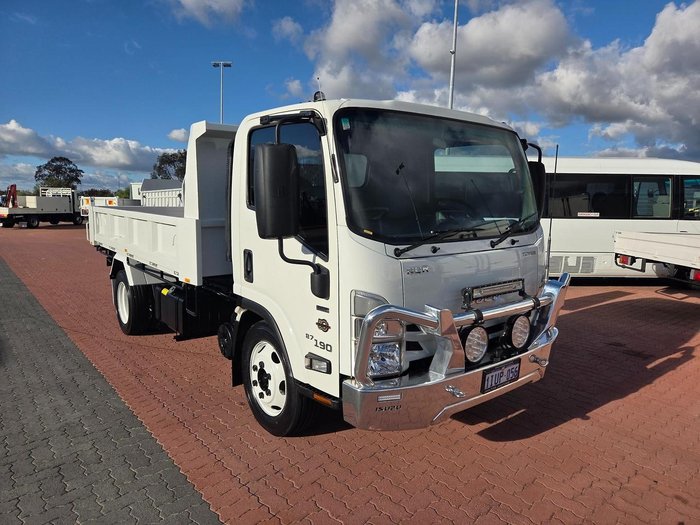 2022 Isuzu Nqr 87/80-190 Amt 4.5 Ton Tipper
