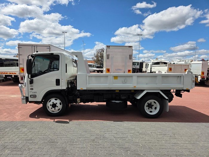 2022 Isuzu Nqr 87/80-190 Amt 4.5 Ton Tipper