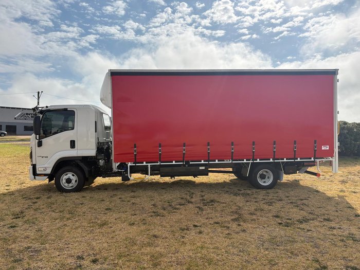 2026 Isuzu F Series FRR 110-240 AM R56