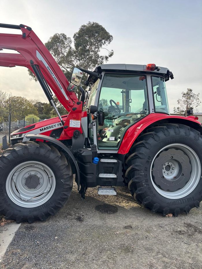 2026 Massey Ferguson 5S.135 Dyna-6