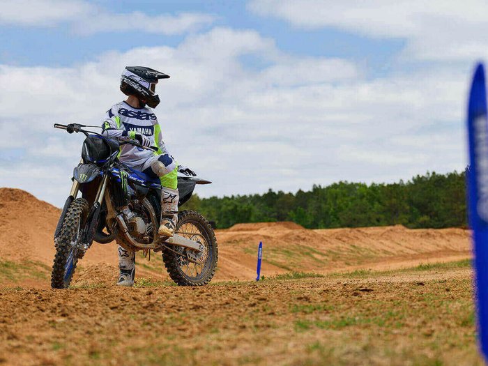YAMAHA