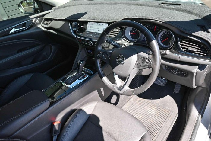 2017 Holden Calais
