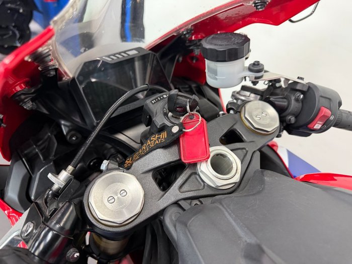 2017 Honda CBR1000RRA (FIREBLADE) ABS Red