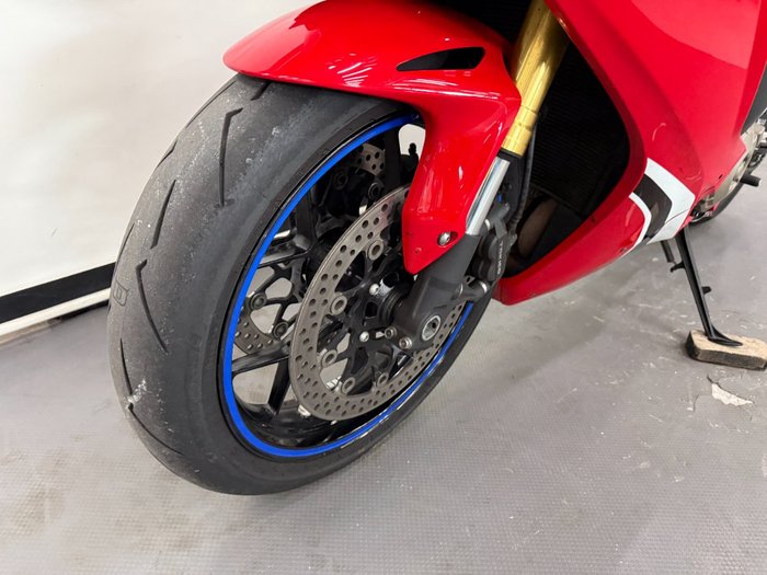 2017 Honda CBR1000RRA (FIREBLADE) ABS Red