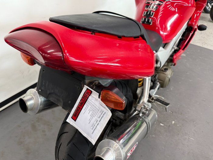2005 Honda VTR1000F (FIRESTORM) Red