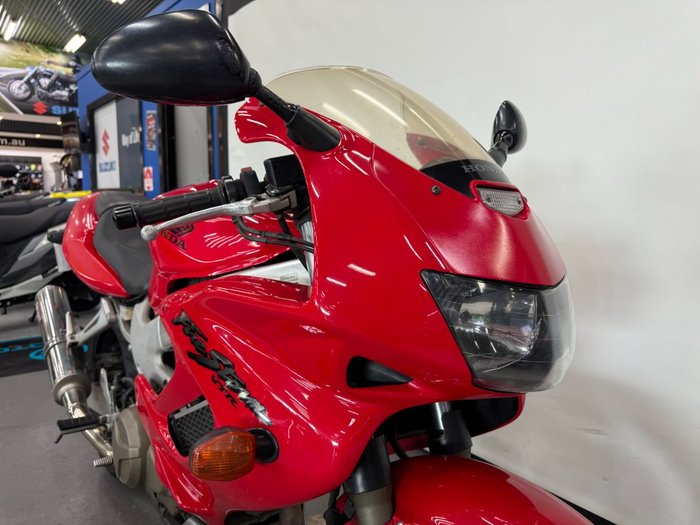 2005 Honda VTR1000F (FIRESTORM) Red