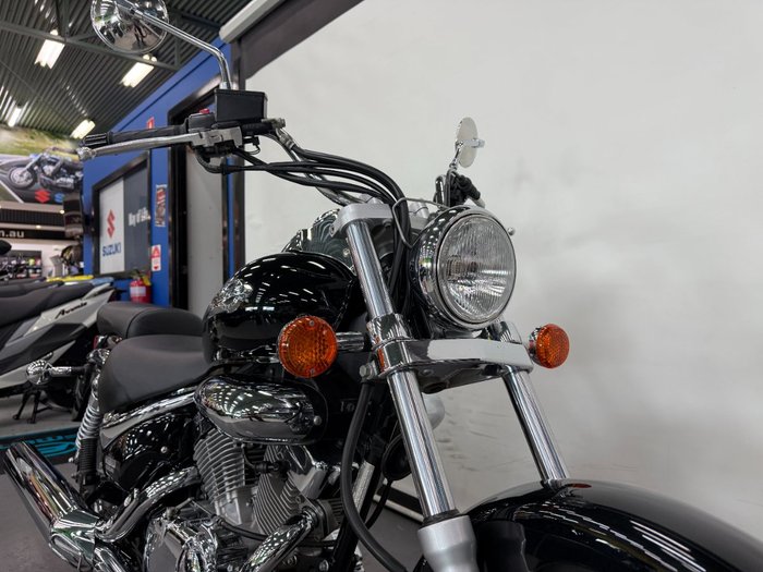 2008 Suzuki VL250 (LC250 INTRUDER) Black