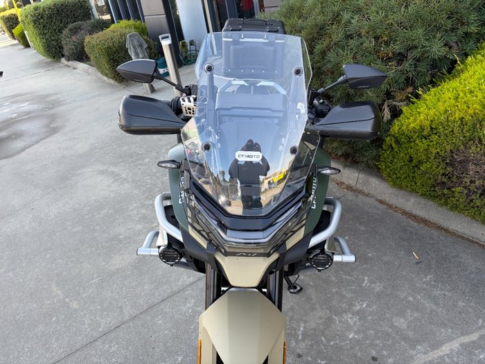 2023 CFMOTO 800MT LIMITED EDITION Beige