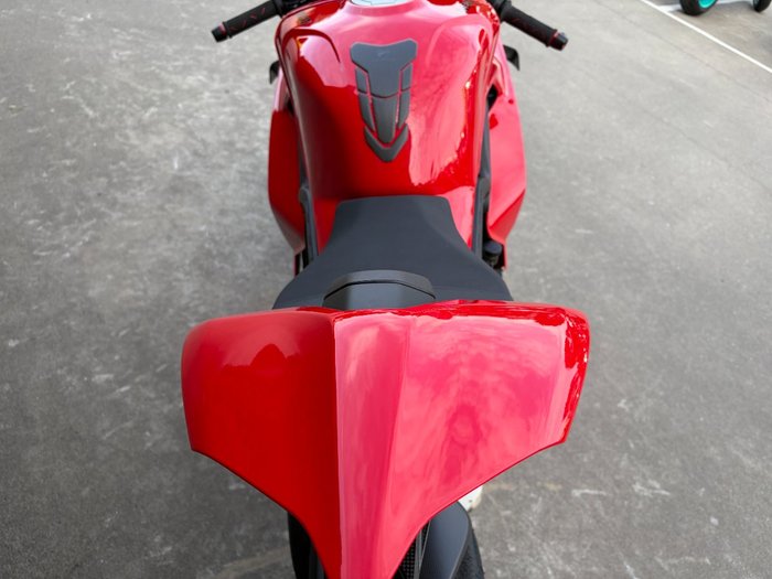 2022 DUCATI STREETFIGHTER V4 Red
