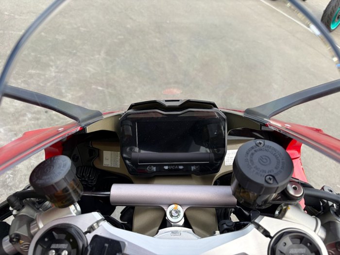2022 DUCATI STREETFIGHTER V4 Red