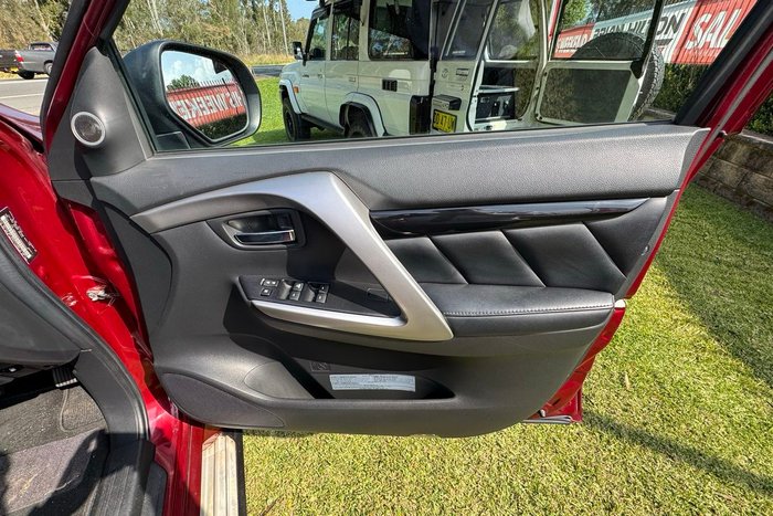 2017 Mitsubishi Pajero Sport Exceed