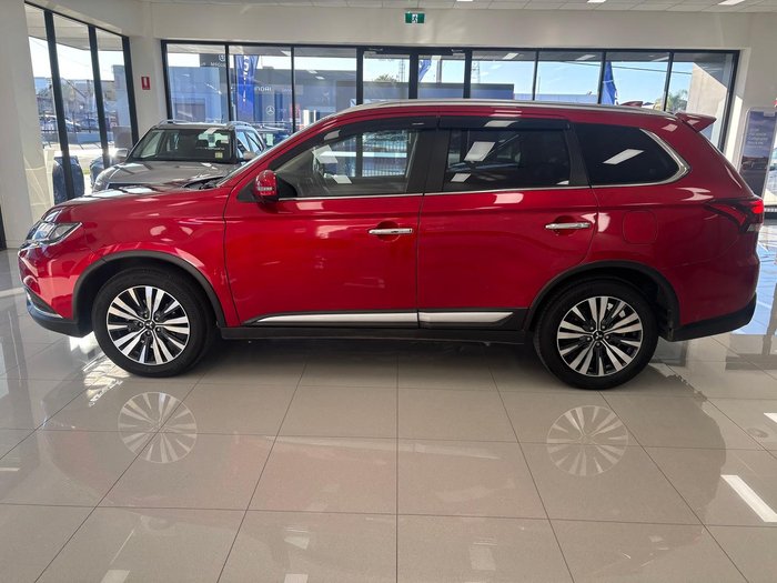 2021 Mitsubishi Outlander Exceed