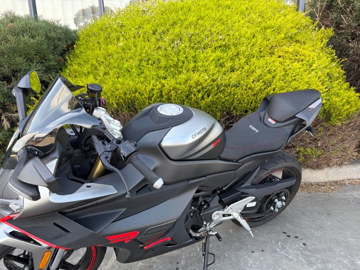 2025 CFMOTO 2025 CF MOTO 450CC 450SR-S JET BLACK