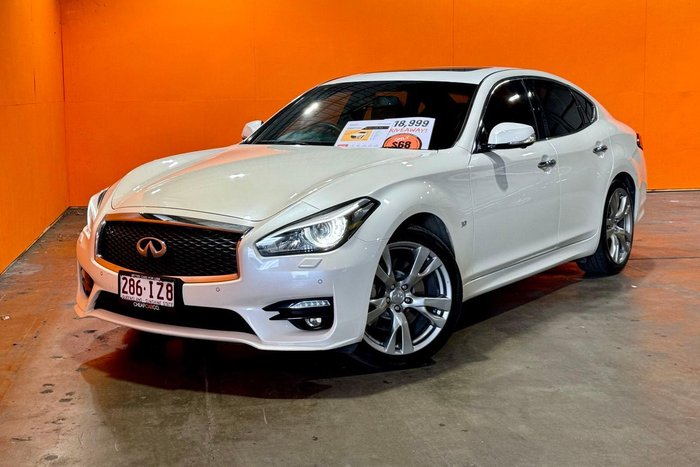 2016 INFINITI Q70 S Premium